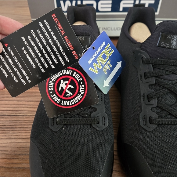 Skechers Women's Work Squad SR Slip On Black Shoes #77222W WIDE Size 9 - Picture 8 of 13